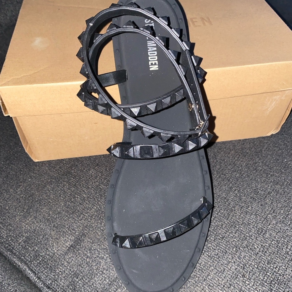 BRAND NEW Steve Madden Sandals.